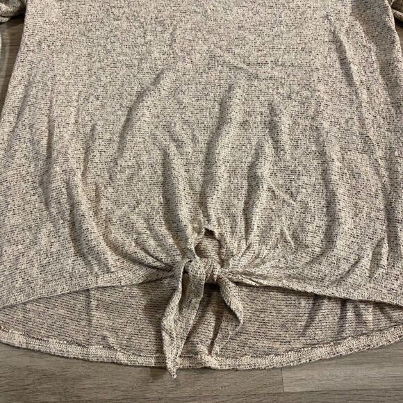 Caution To The Wind Womens Gray Heather 3/4 Bell Sleeve Blouse Top Size XS/Small - Picture 3 of 6